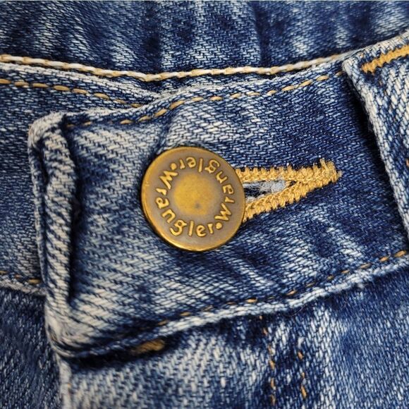 VINTAGE 90s Wrangler distressed cutoff jean shorts XXL - Picture 4 of 12